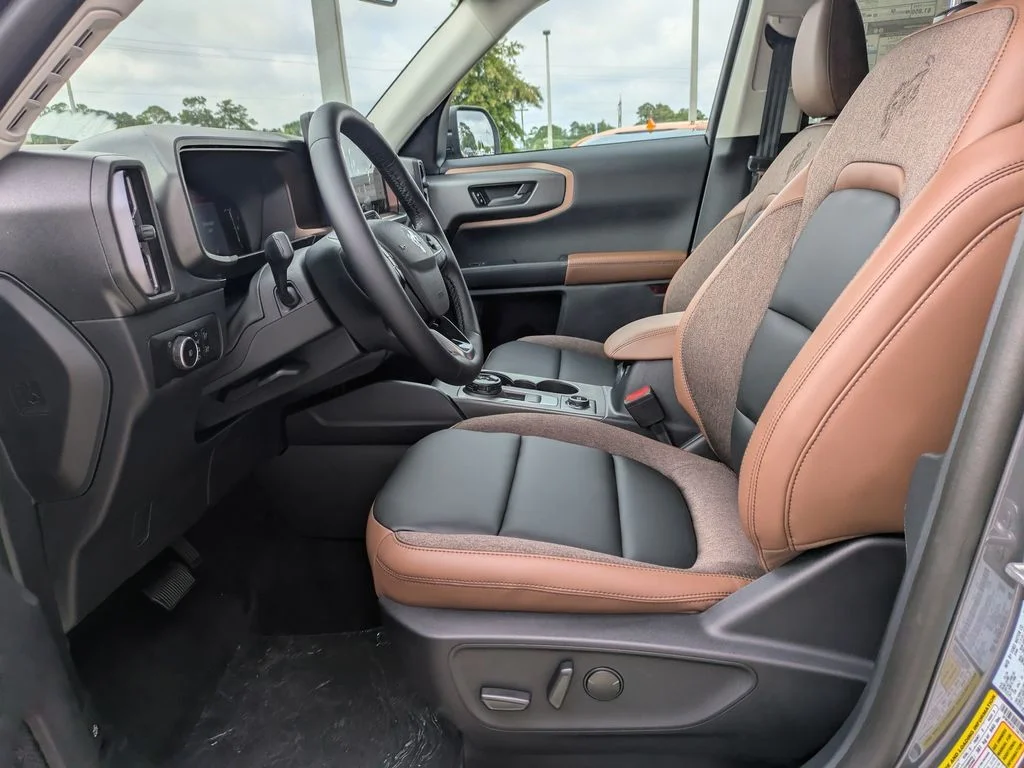 New 2026 Carbonized Gray Metallic Ford Outer Banks image 19