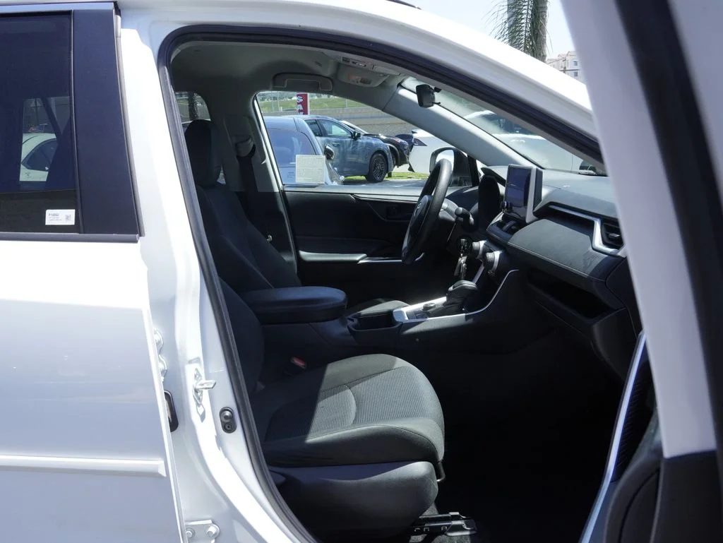 Used 2024 White Toyota LE image 24