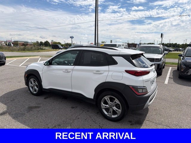 Used 2023 White Hyundai SEL image 20