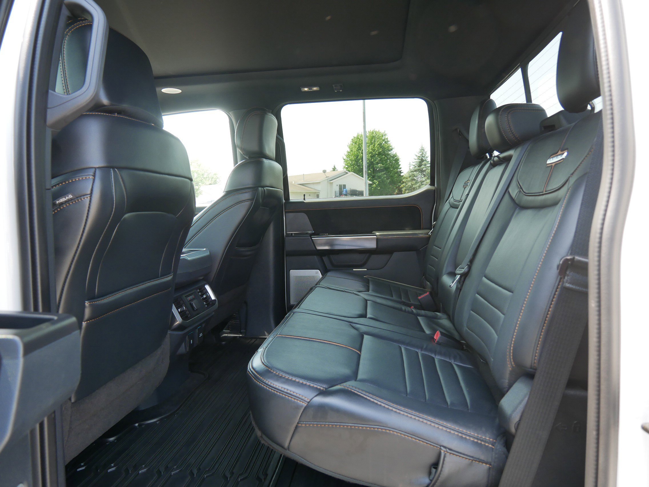 Used 2023 White Ford Platinum image 11