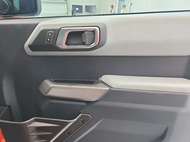Used 2023 Red Ford Badlands image 41