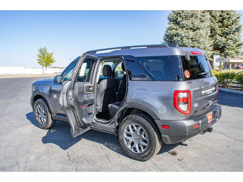 New 2026 CARBONIZED GRAY METALLIC Ford Big Bend image 16