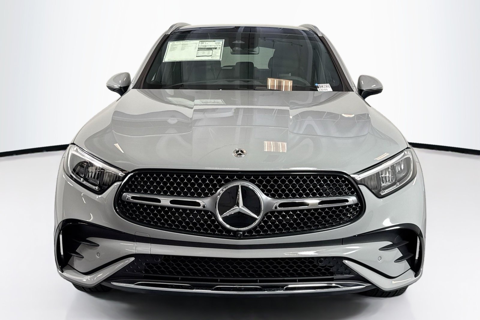 New 2026 Manufaktur Alpine Grey Mercedes-Benz GLC 300 image 2