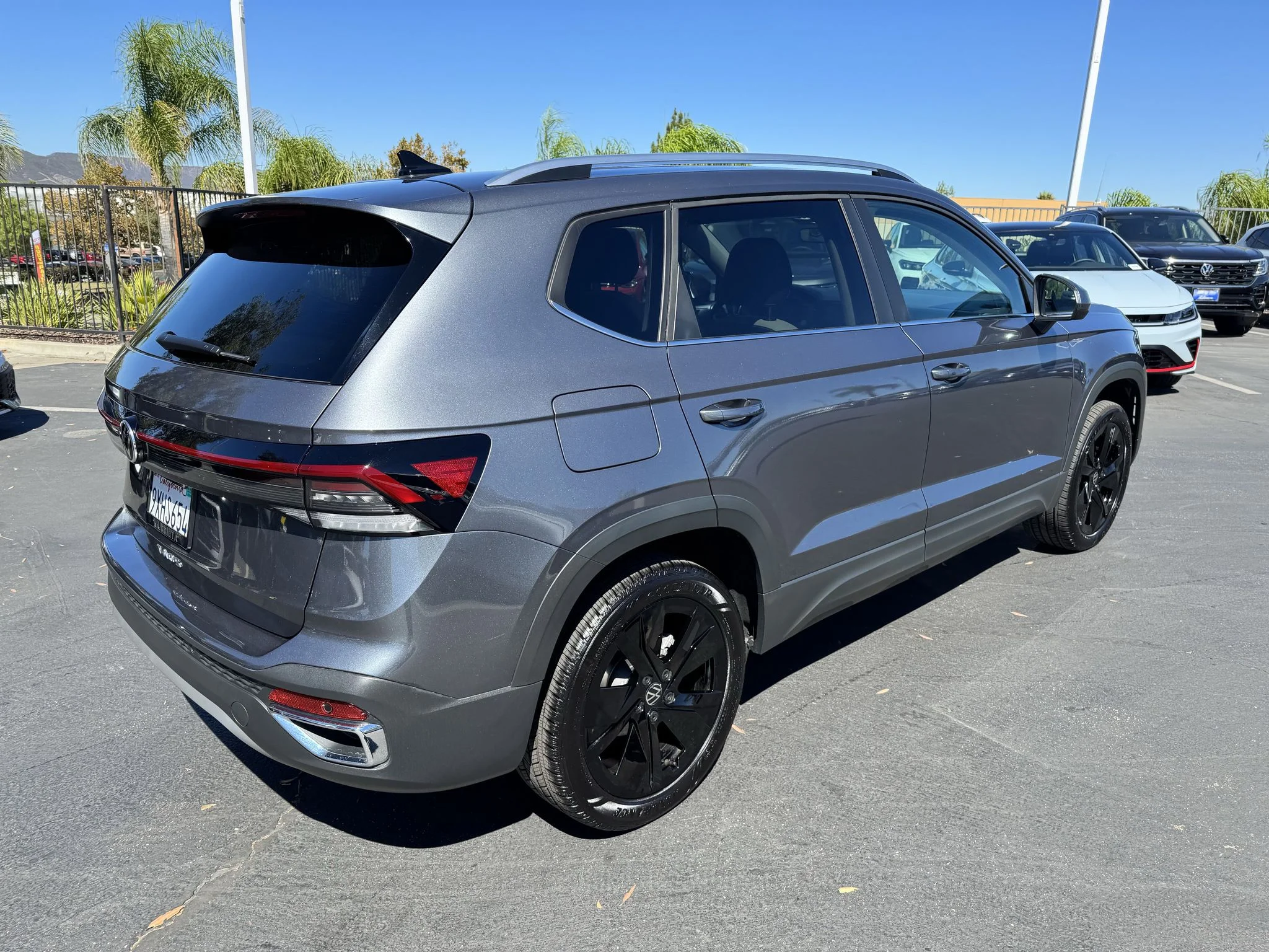 Used 2026 Platinum Gray Metallic Volkswagen SE image 8