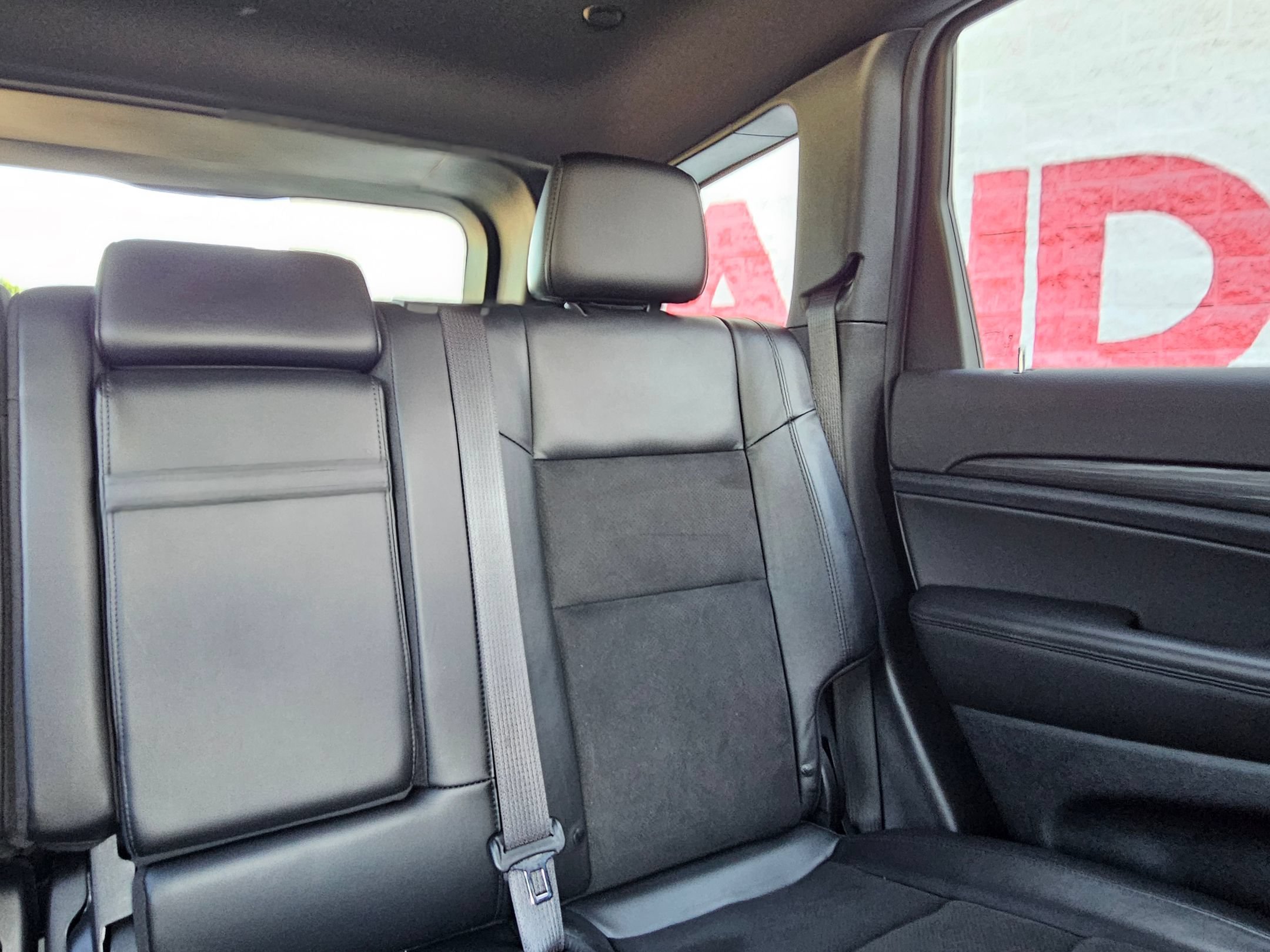 Used 2022 Velvet Red Pearlcoat Jeep Laredo X image 26