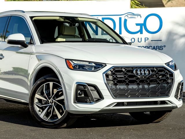 Used 2023 Glacier White Audi 45 S line Premium image 5
