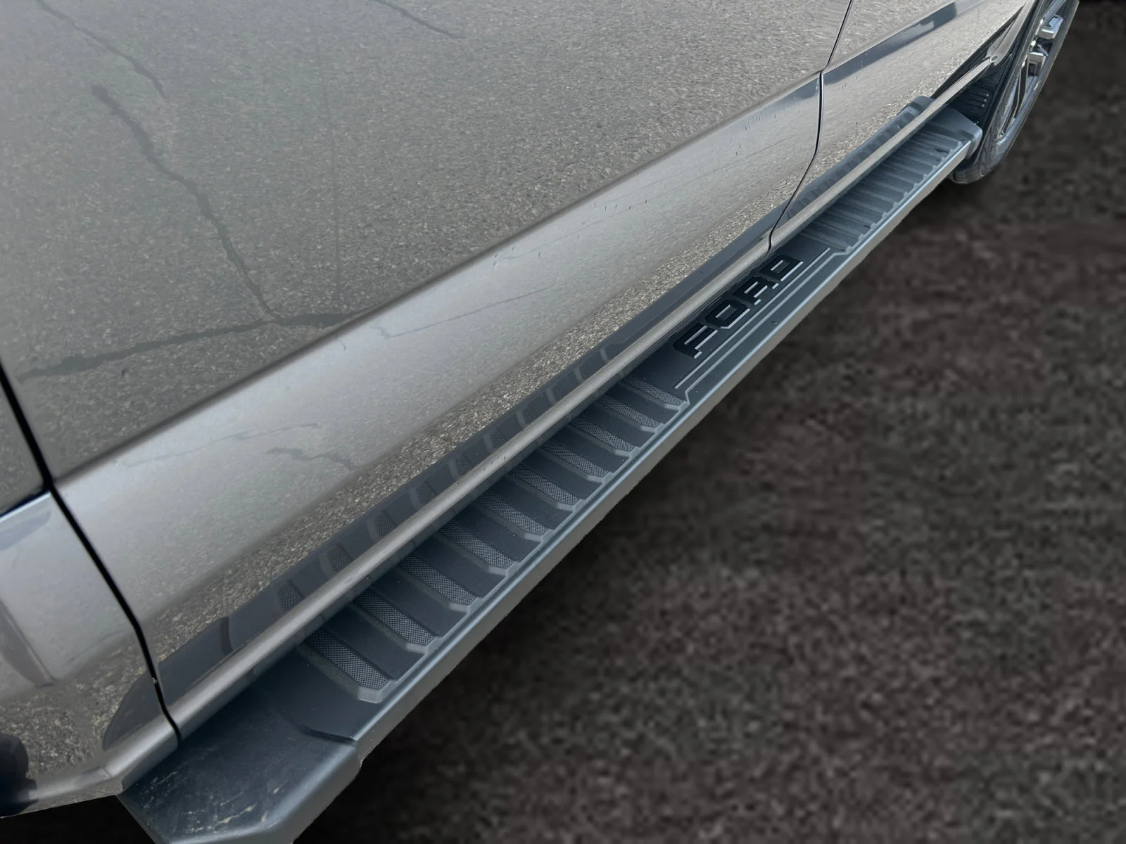 New 2026 Carbonized Grey Metallic Ford XLT image 11