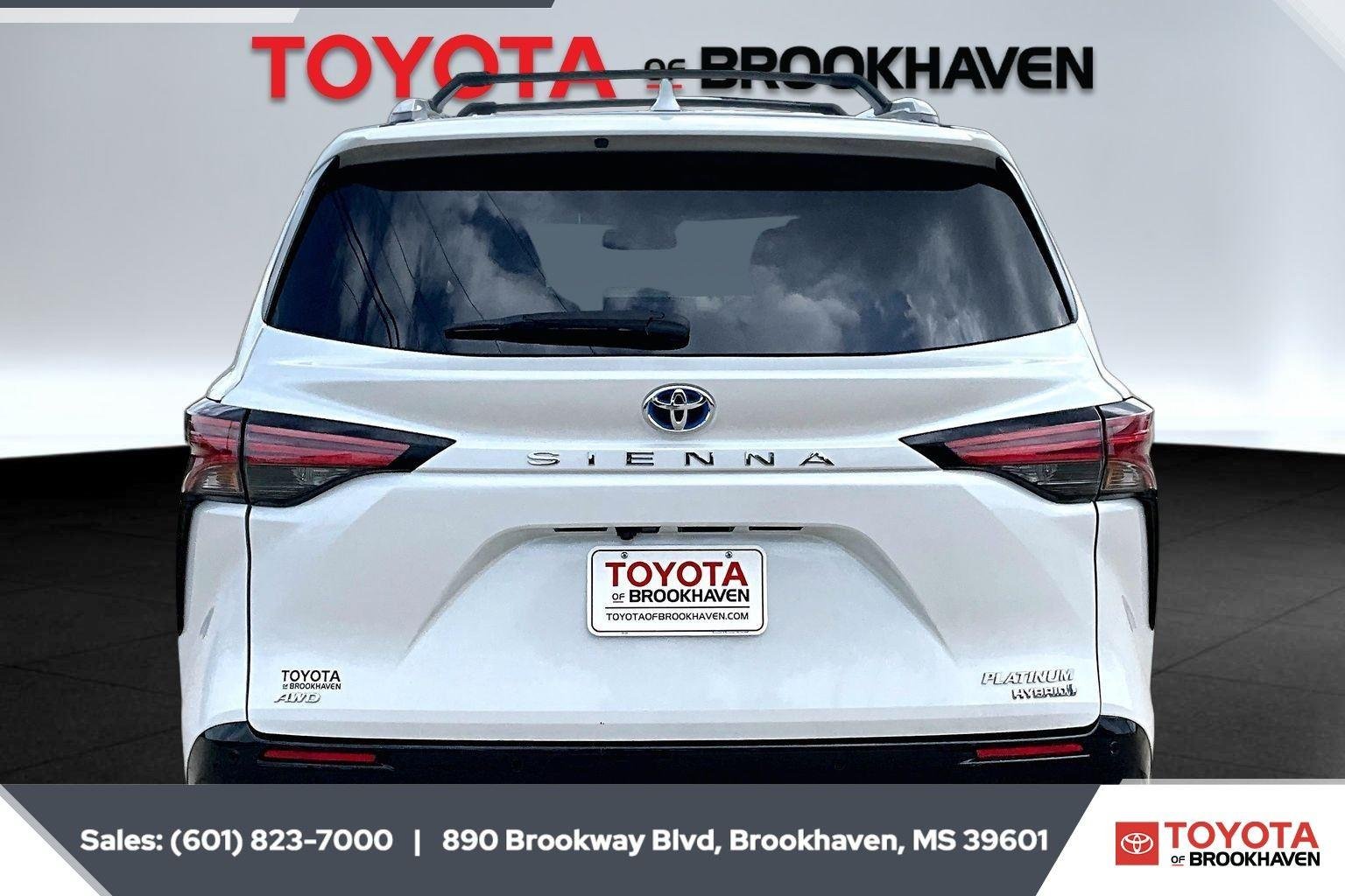 Used 2024 Windchill Pearl Toyota Platinum AWD image 4