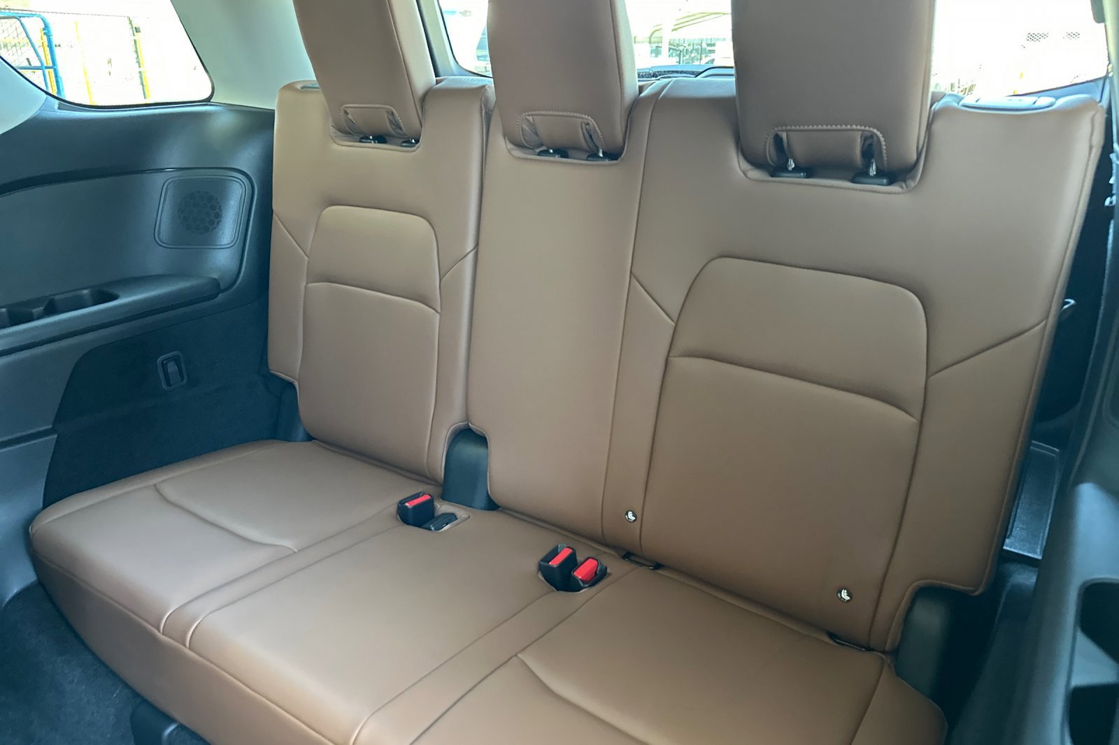 New 2026 Boulder Gray Pearl/Super Black Nissan Platinum image 15