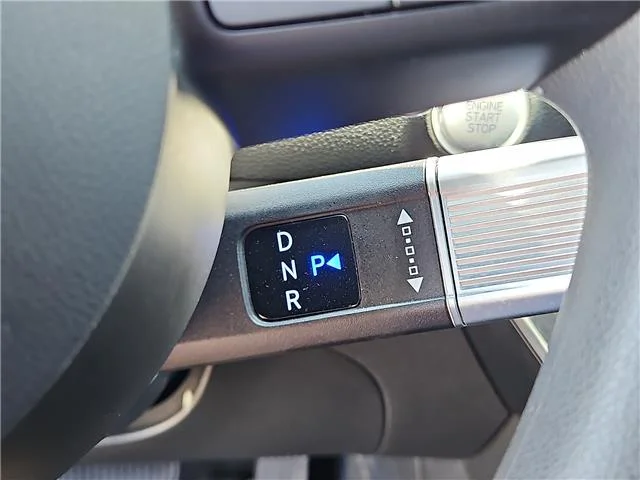 Used 2025 Portofino Gray Hyundai SEL Front-Wheel Drive image 19