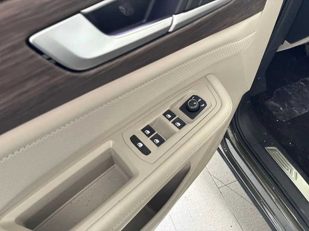 2026 Volkswagen Atlas SEL - Photo 32