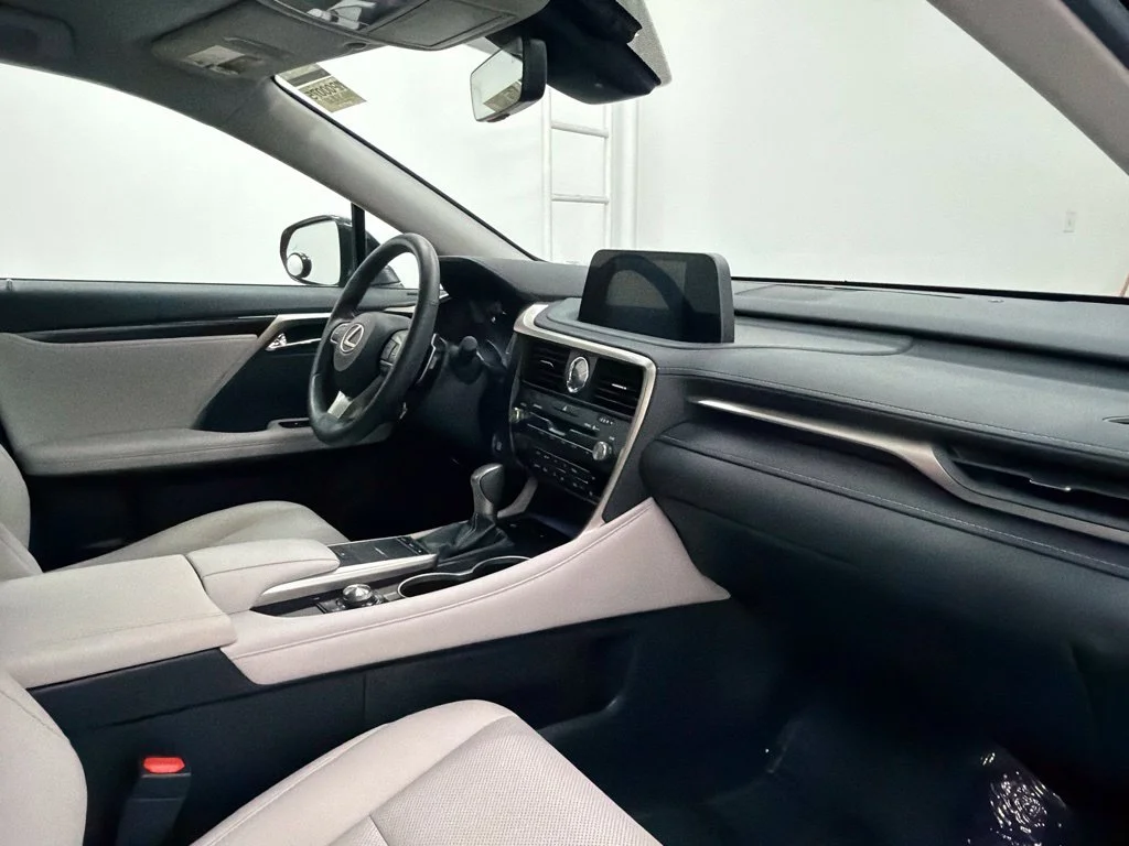 Used 2022 Black Lexus 350 image 32