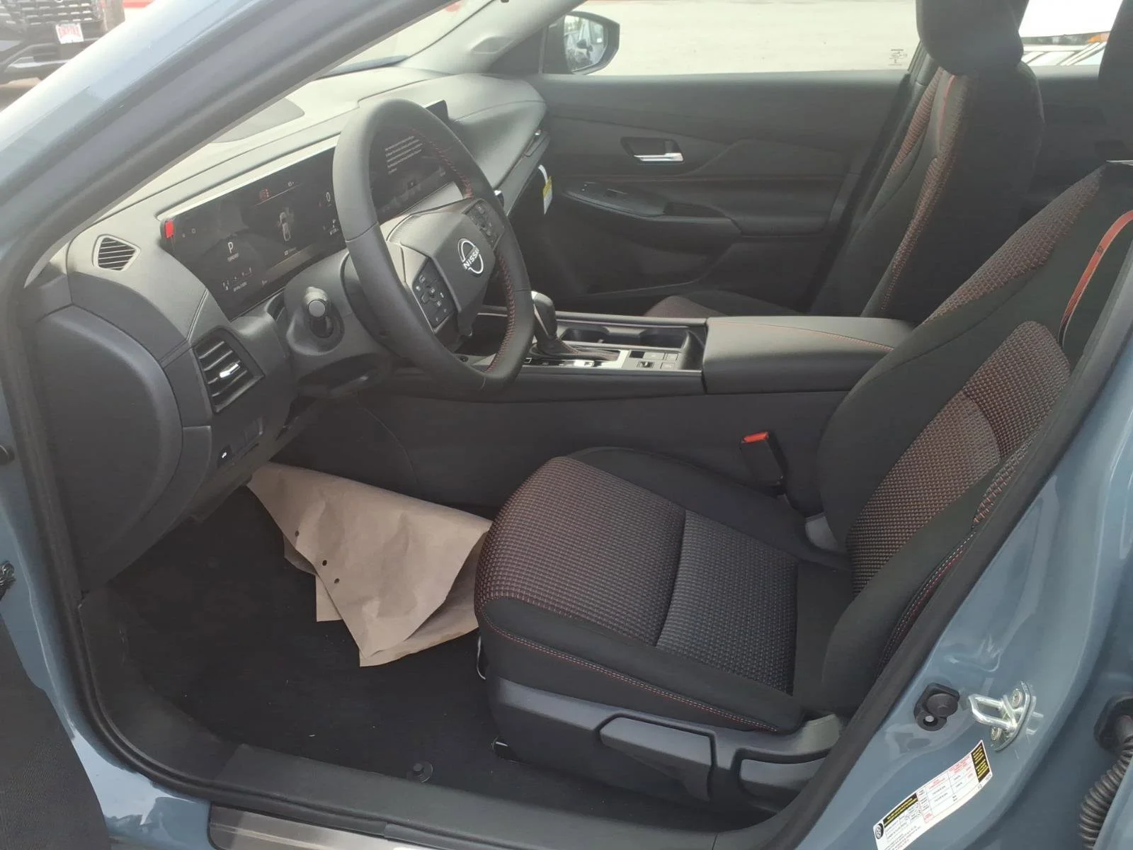New 2026 Atlantic Gray Metallic Nissan SR image 8