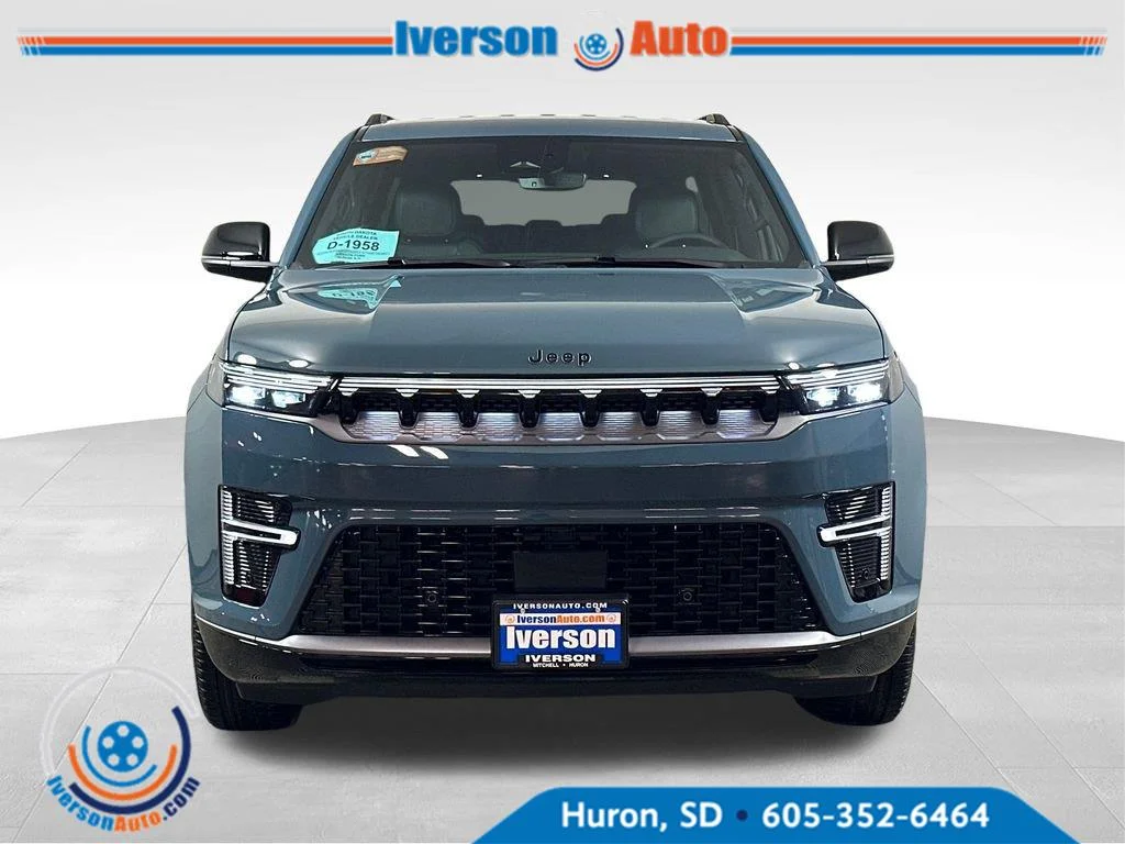 New 2026 Steel Blue Jeep Limited Altitude image 9