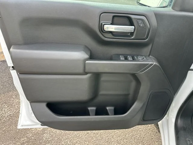 Used 2022 Summit White Chevrolet Custom image 16