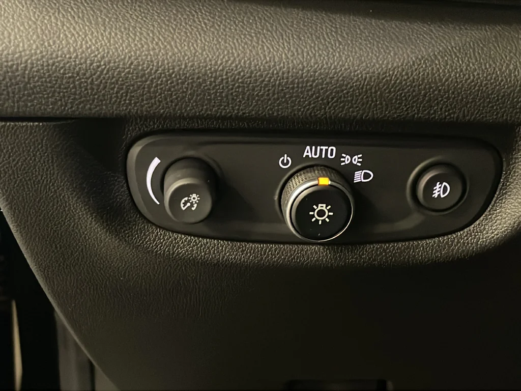 Used 2018 Black Buick Preferred image 29