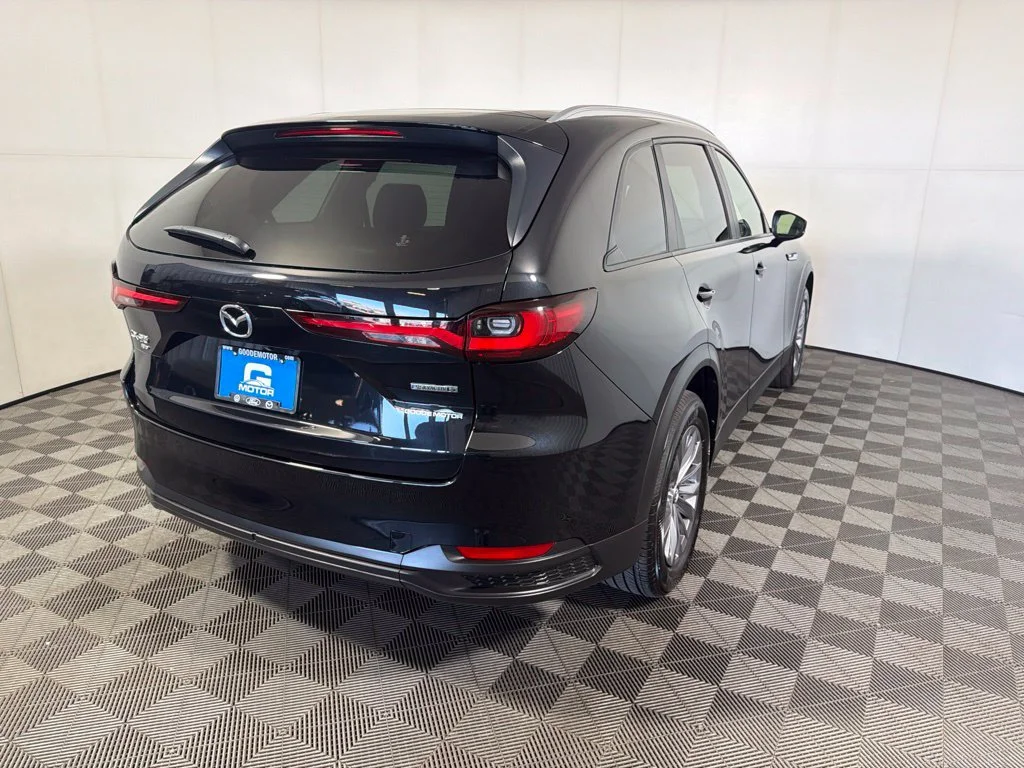 Used 2026 Jet Black Mazda 3.3 Turbo Select image 7