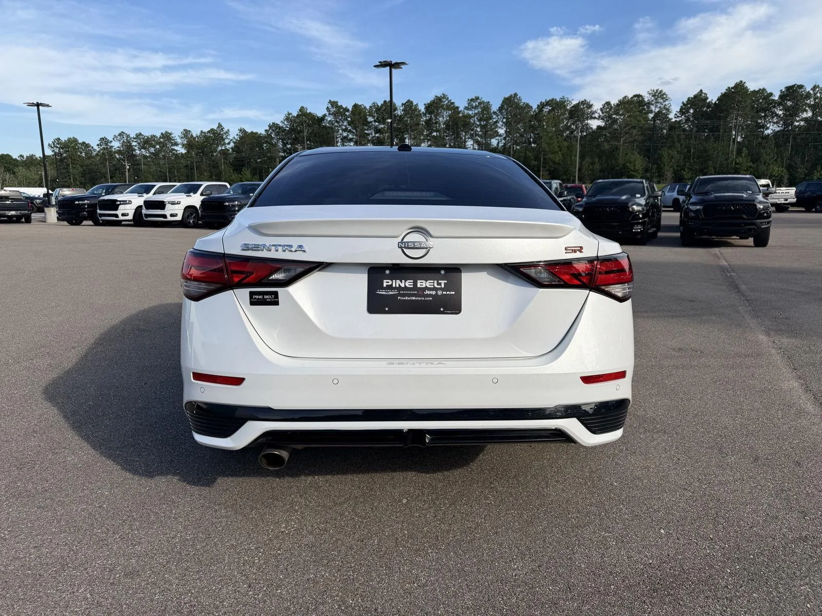 Used 2025 Aspen White/Super Black Nissan SR image 5