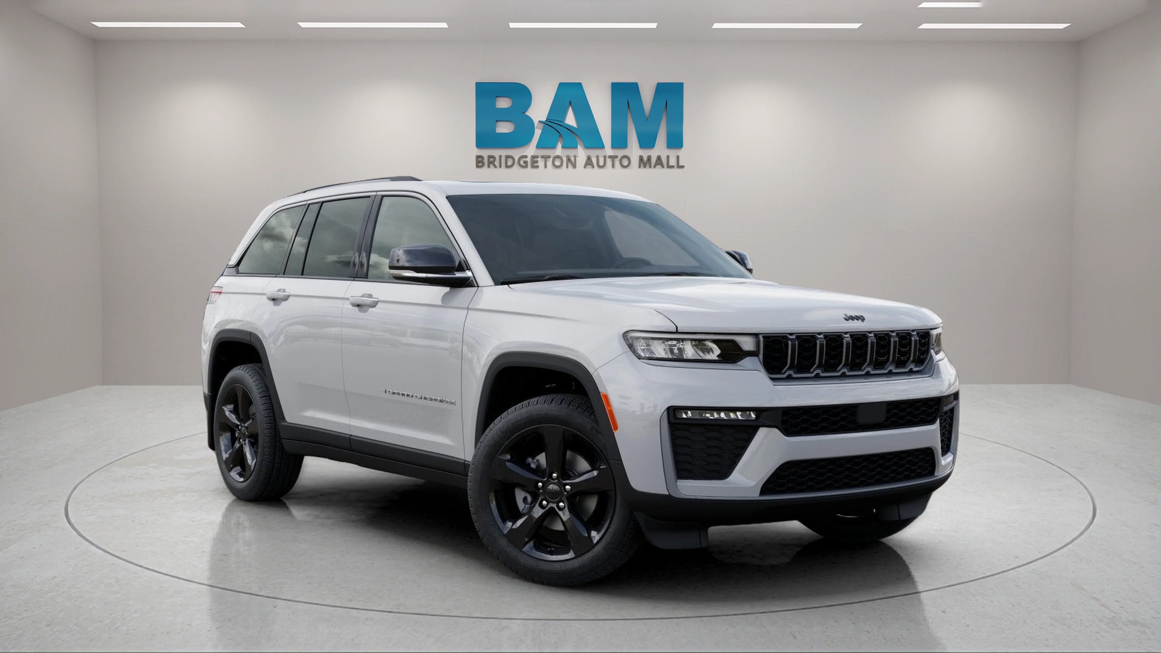 New 2026 Bright White Clear-Coat Exterior Paint Jeep Limited image 2