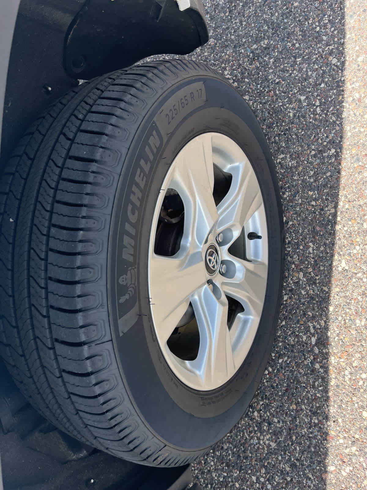 Used 2021 Super White Toyota XLE image 6