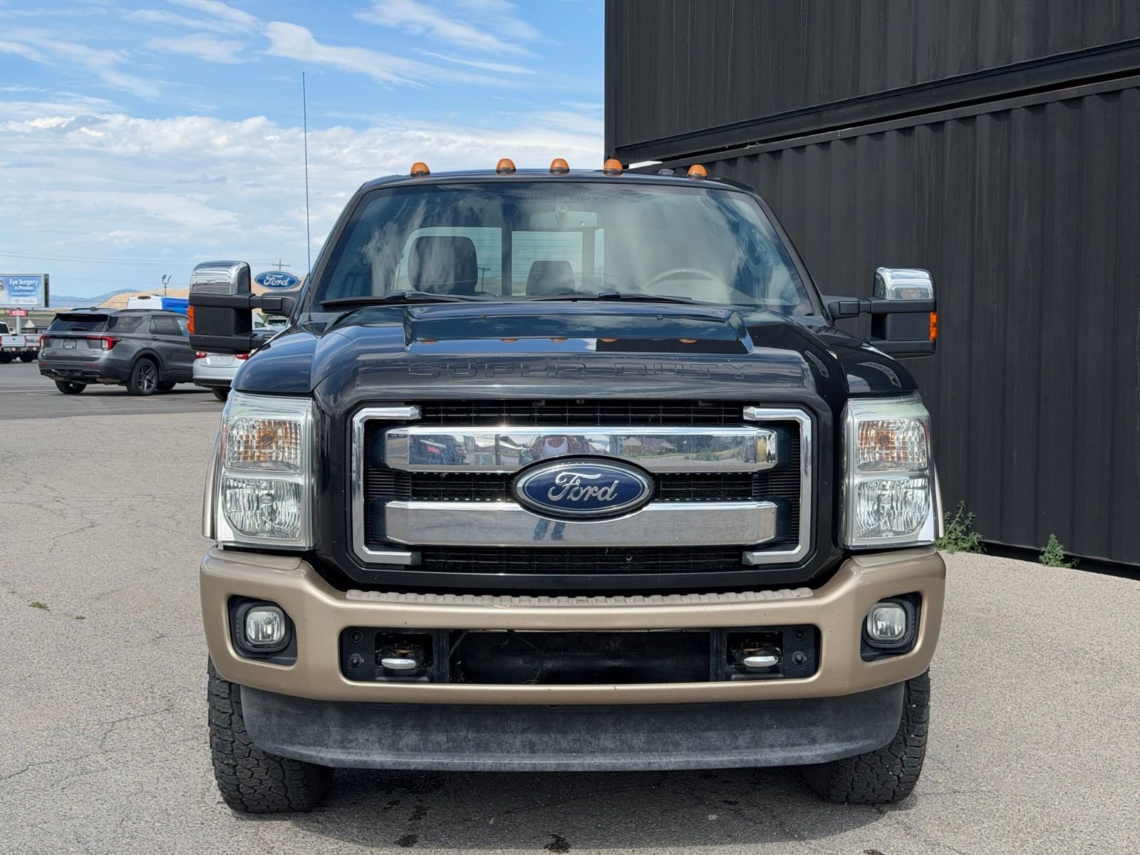 View vehicle photo 2