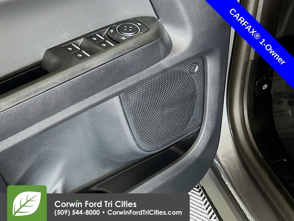 Used 2025 Gray Metallic Ford Outer Banks image 13