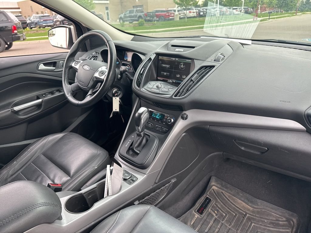Used 2014 White Ford SE image 14