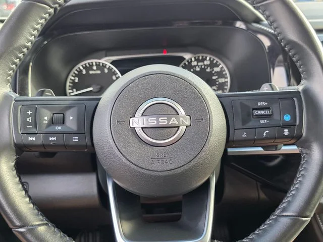 2025 Nissan Pathfinder SV - Photo 22