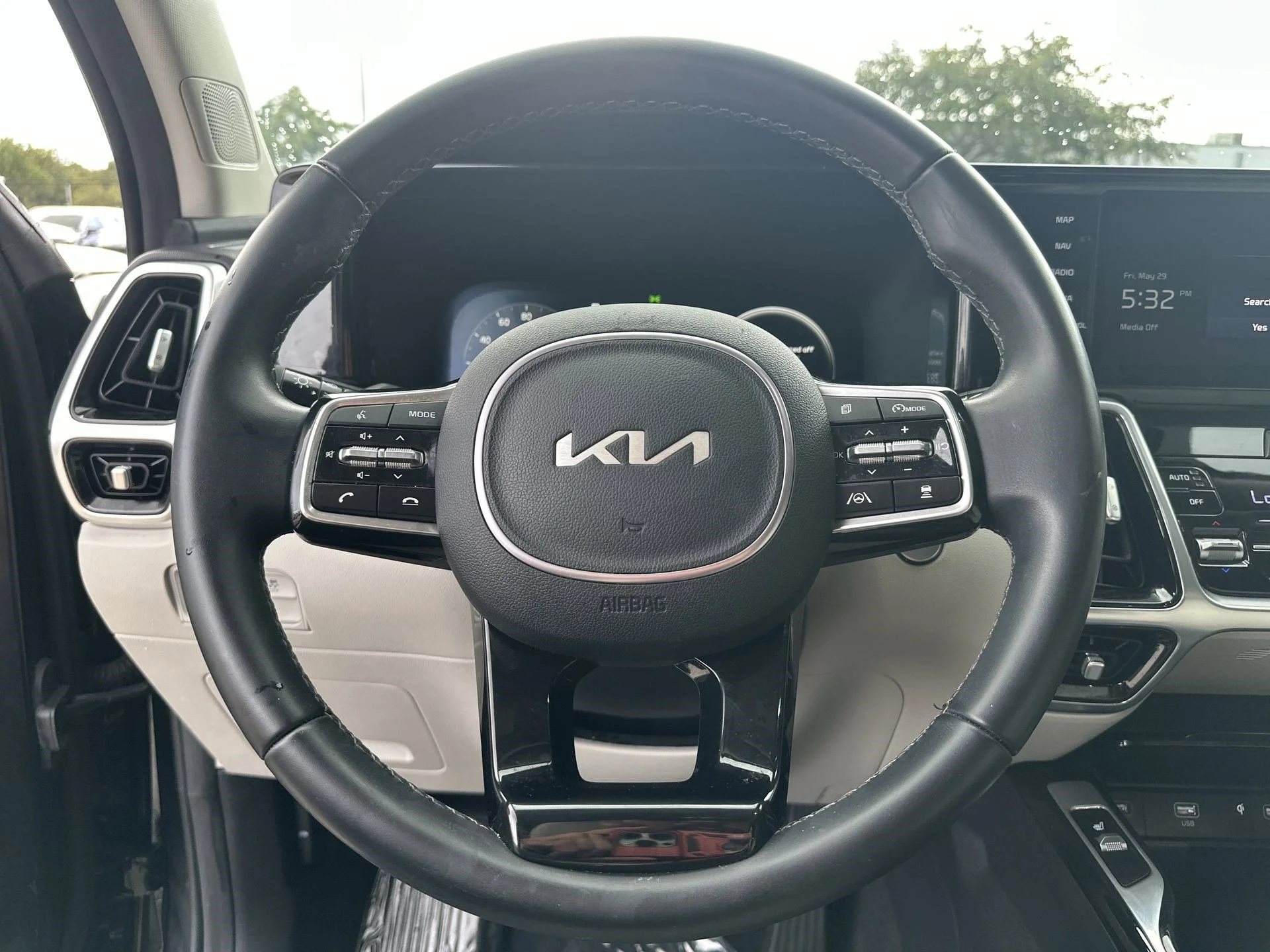 Certified Used 2023 Ebony Black Kia SX image 11