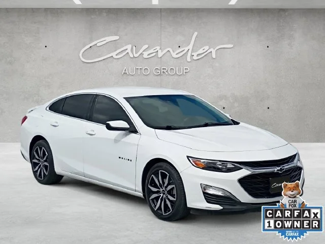 Used 2025 Summit White Chevrolet RS image 2