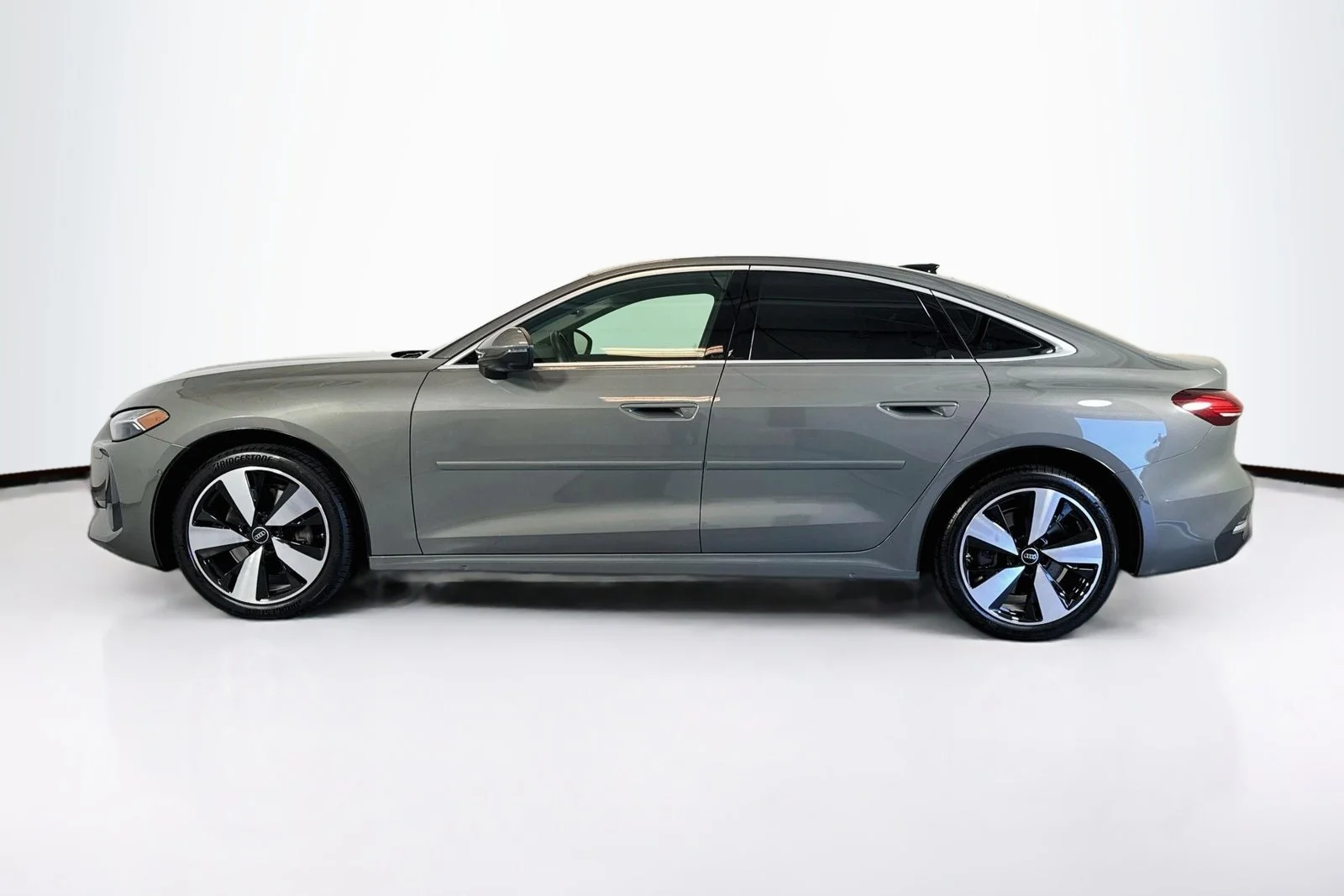 Used 2025 Chronos Grey Audi Premium Plus image 8