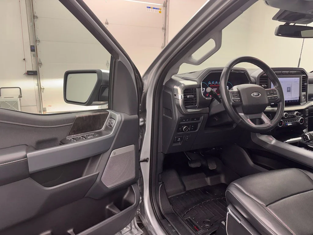 Used 2023 Silver Ford Lariat image 16