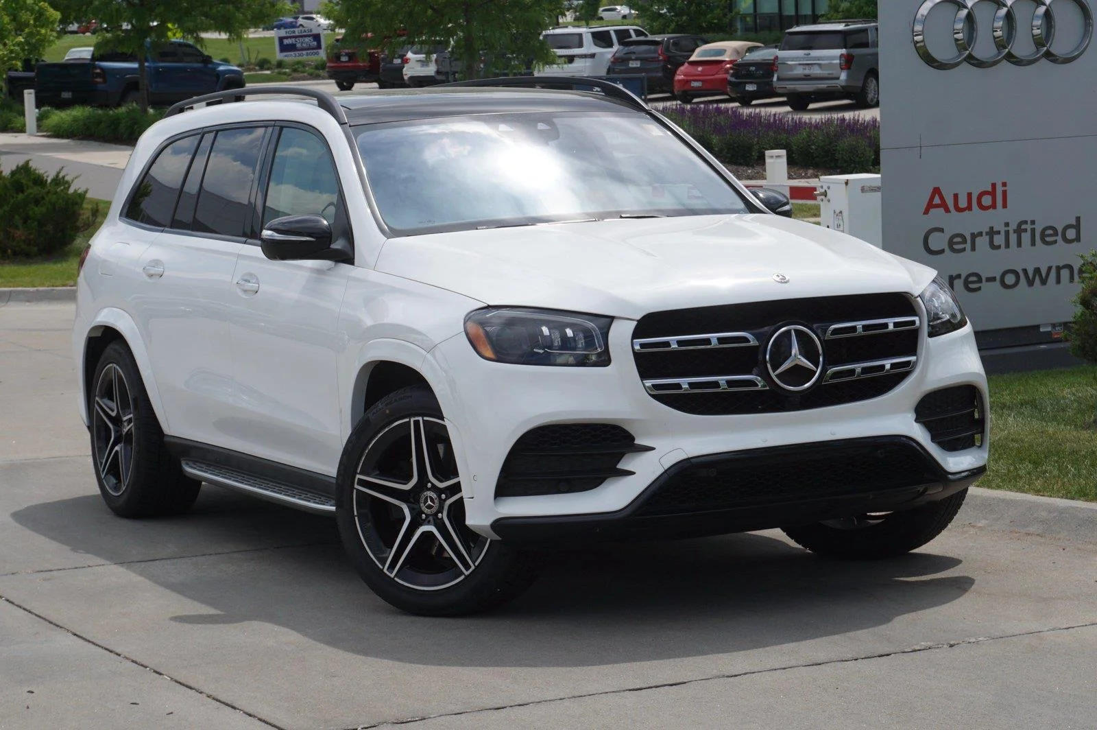 Used 2020 WHITE Mercedes-Benz GLS 580 4MATIC® SUV image 2