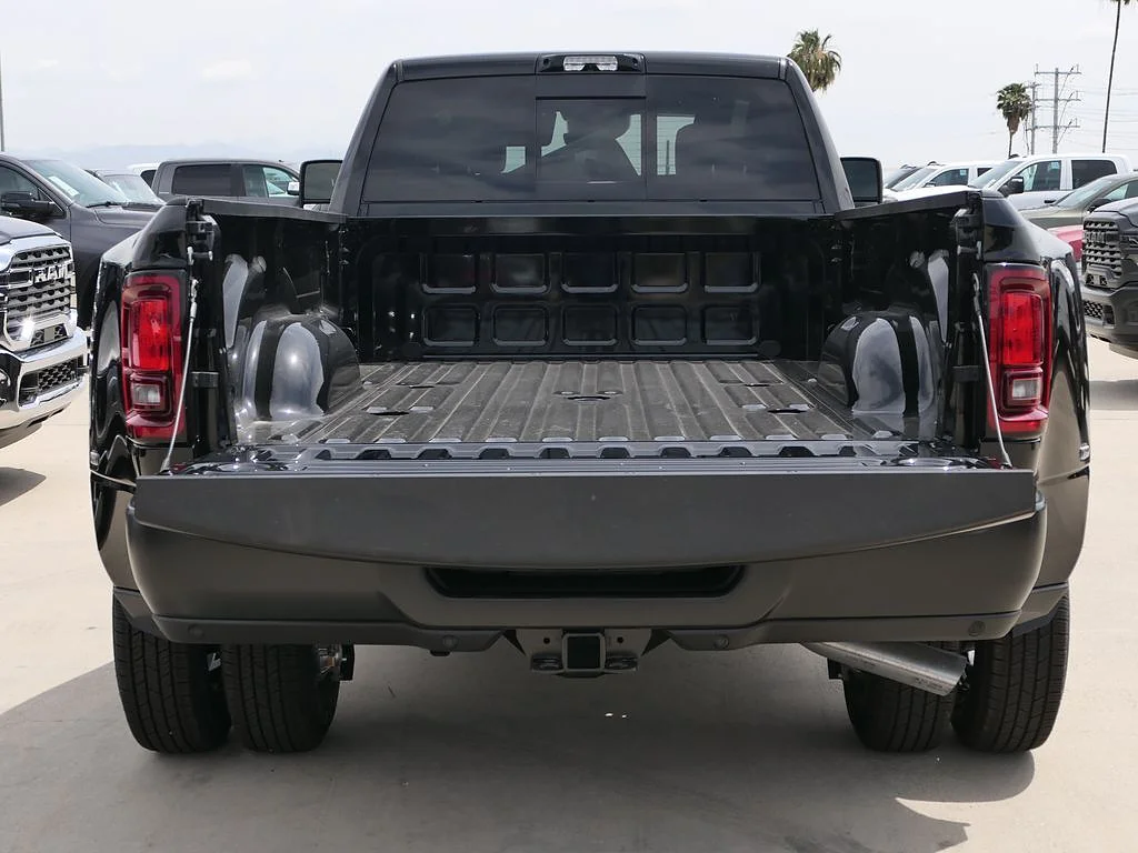 New 2026 Diamond Black Crystal Pearl Coat RAM Tradesman Crew Cab 4x4 8