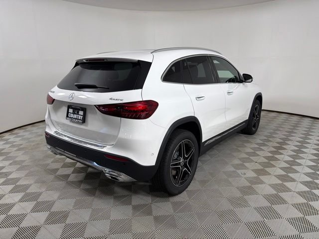 New 2026 Polar White Mercedes-Benz GLA 250 image 7