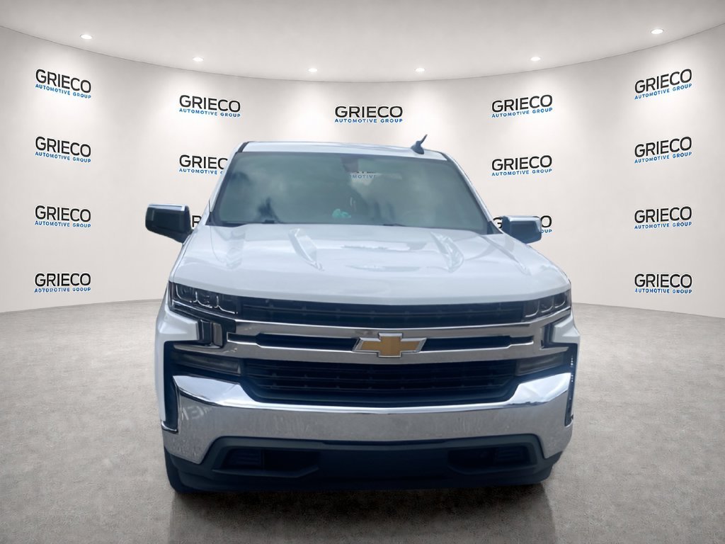 Used 2020 White Chevrolet LT image 3