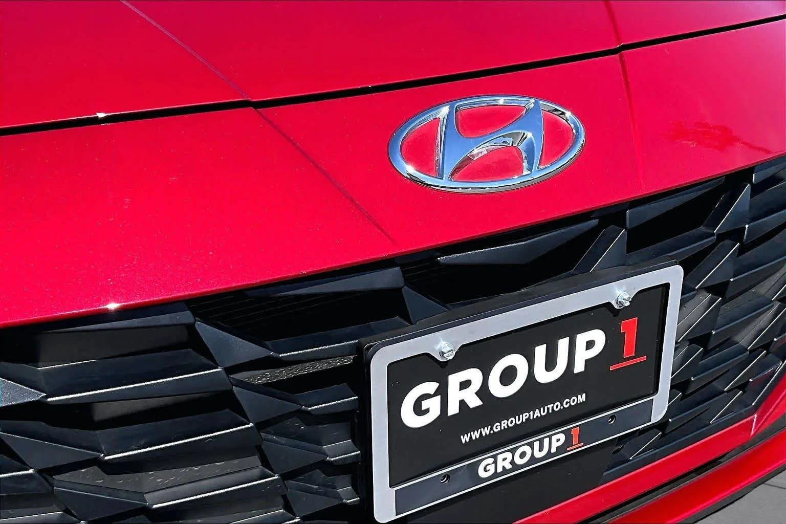 Used 2023 Scarlet Red Pearl Hyundai SEL image 29