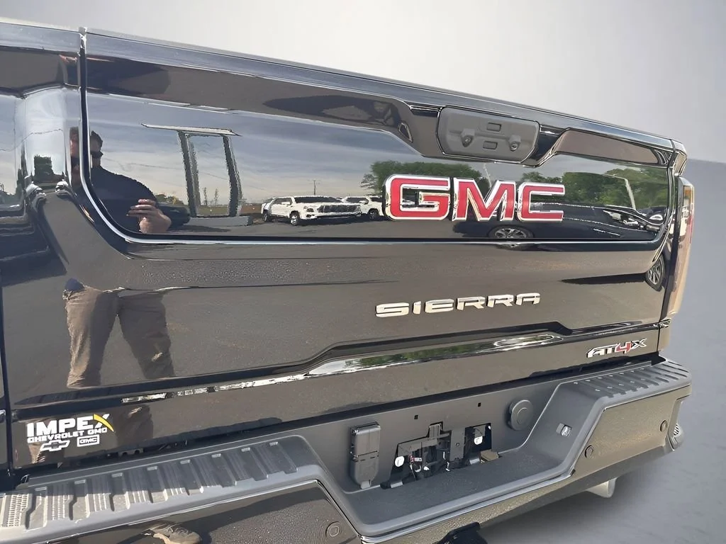 New 2026 Onyx Black GMC AT4X image 39