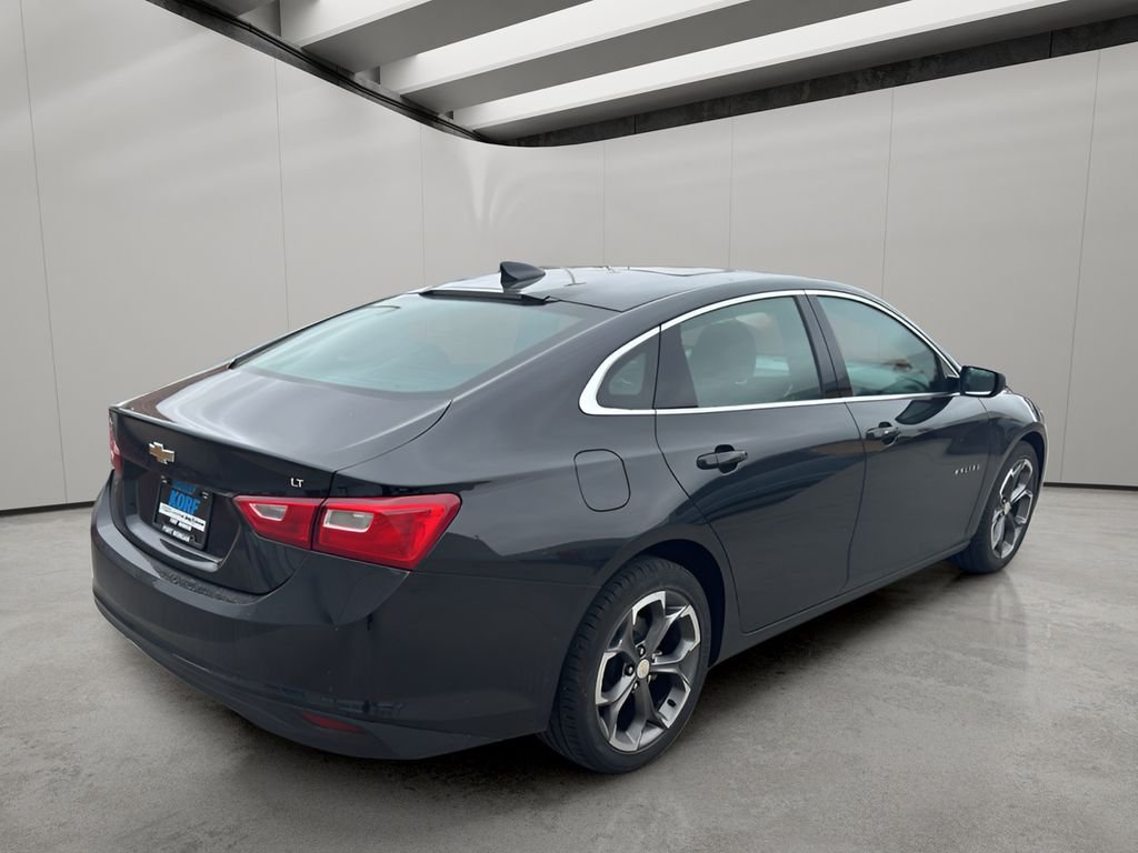 Used 2023 Mosaic Black Metallic Chevrolet LT image 5