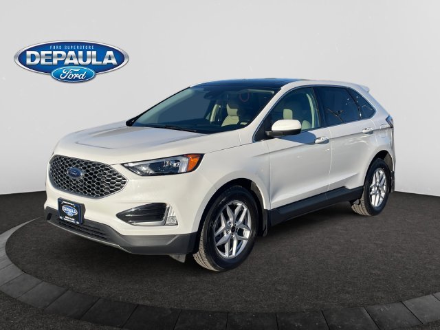 Used 2024 White Metallic Ford SEL image 1