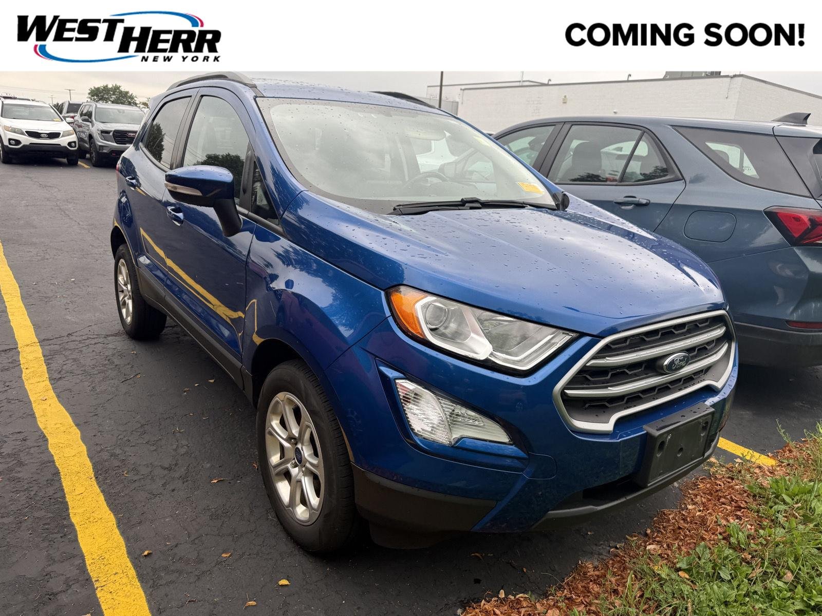 Used 2020 Lightning Blue Ford SE image 1