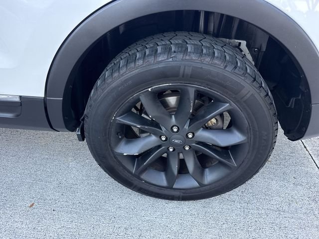 2014 Ford Explorer XLT - Photo 10
