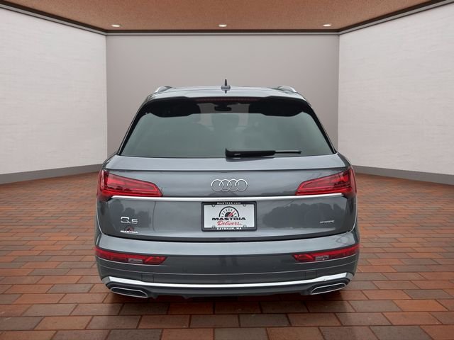 Used 2023 Daytona Gray Pearl Audi 45 S line Premium image 32