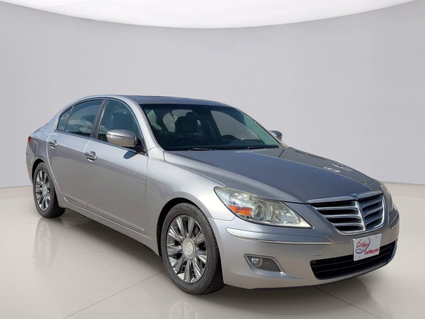 Used 2011 Gray Hyundai BASE image 7