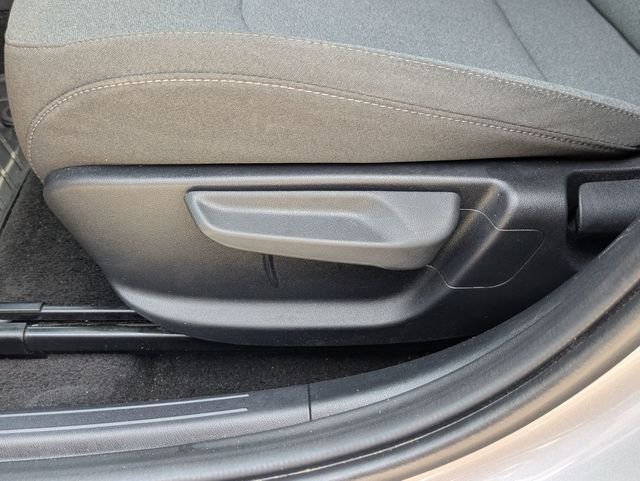 Used 2025 Gray Kia LXS image 17