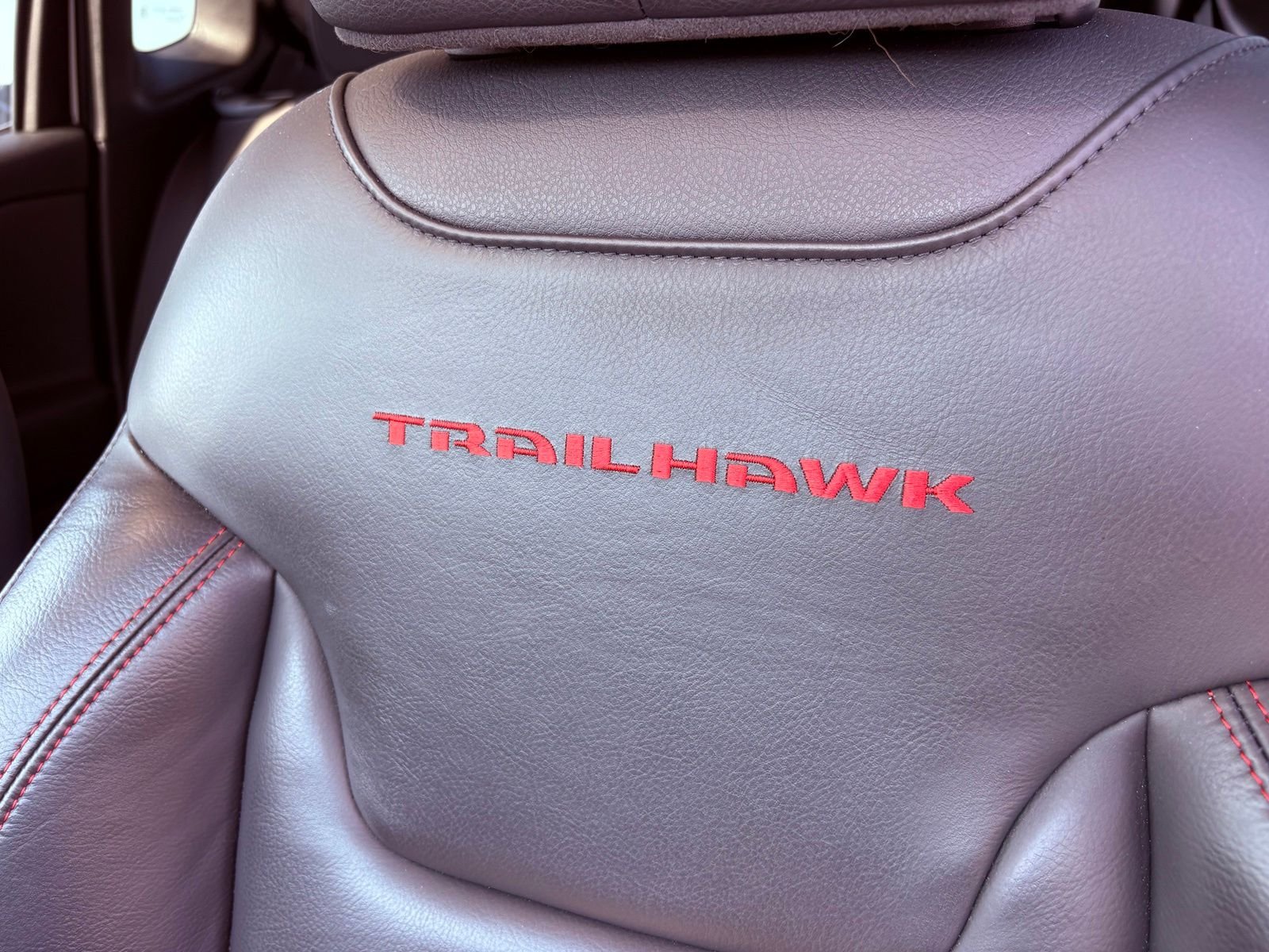 Used 2023 Alpine White Jeep Trailhawk image 11