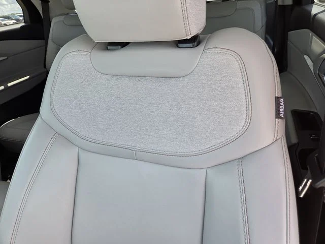 New 2026 Star White Metallic Tri-Coat Ford Active image 40