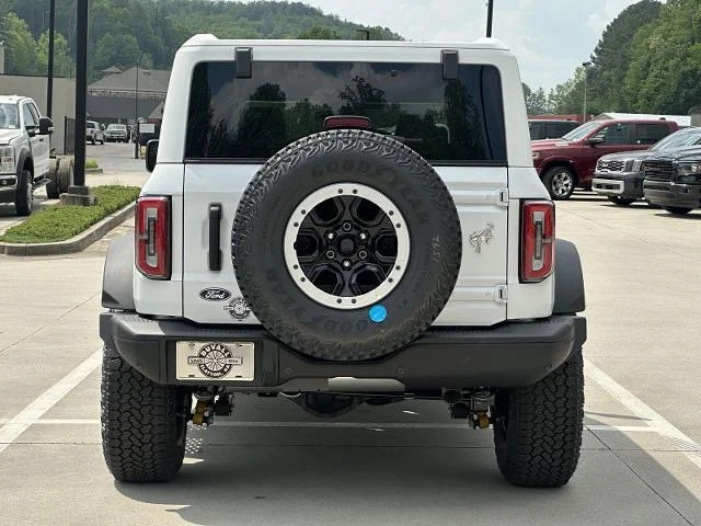 New 2026 Oxford White Ford Badlands® image 20