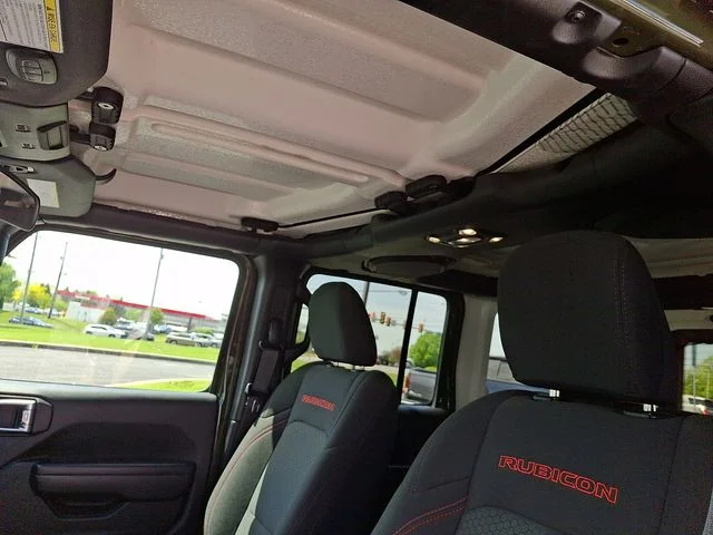 Used 2021 Green Jeep Unlimited Rubicon image 21