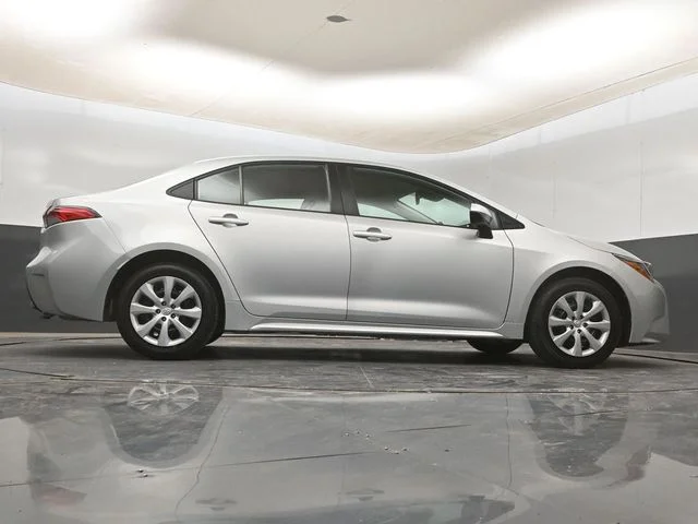 Used 2022 Silver Toyota LE image 24